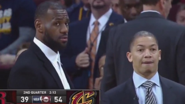 VIDEOS: LeBron can't help stepping on Tyronn Lue's toes