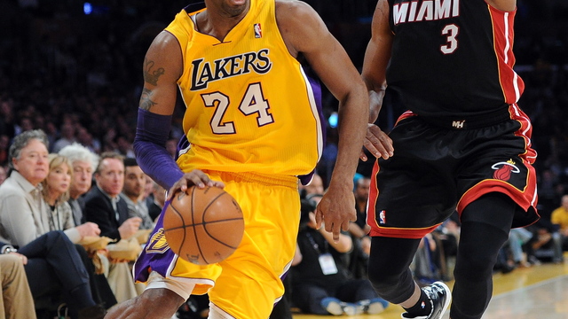 VIDEO: Wade gets up to deny Kobe