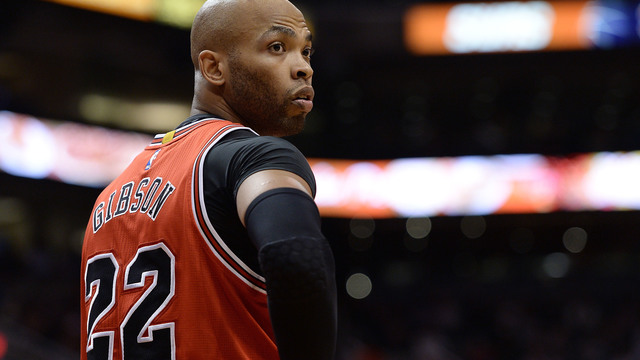 Bulls' Gibson out vs. Rockets with fractured rib