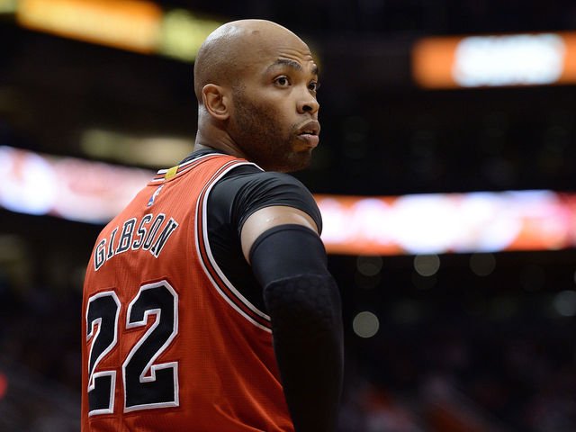 Bulls' Gibson out vs. Rockets with fractured rib