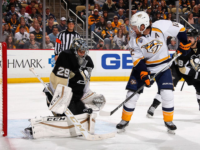 Penguins' Fleury becomes 4th goalie in NHL history with seven 35-win seasons