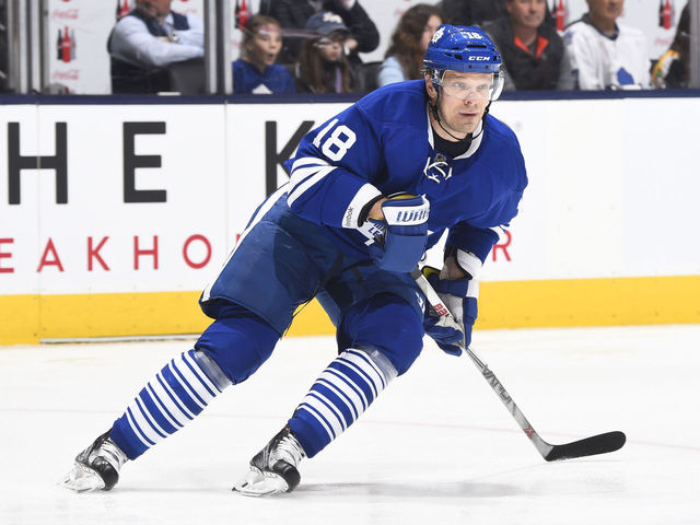 Maple Leafs' Michalek out for rest of season with knee injury