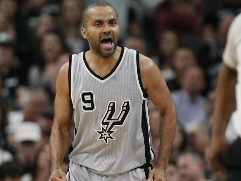 Spurs set franchise record for wins in a season | theScore.com
