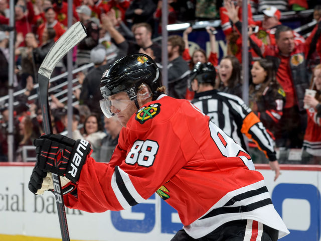 VIDEO: Kane steals puck, roofs 41st goal on breakaway
