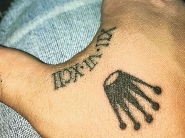 Johnny Manziel shows off new tattoo, then deletes photo