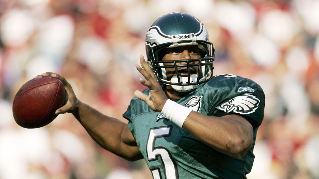 Did Philadelphia Eagles' Donovan McNabb throw up at Super Bowl? Fox Sports  director has answer.