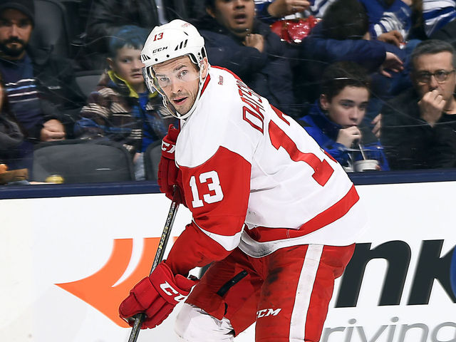 Red Wings trade Datsyuk's contract to Coyotes, retain no salary