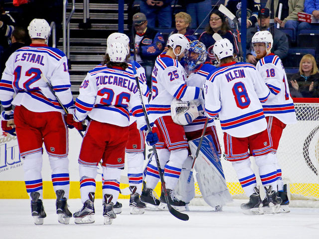 Rangers clinch 6th straight playoff berth