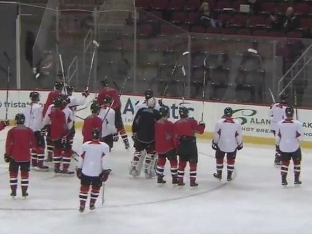 VIDEO: Devils salute reporter on his final day after 14 years on beat