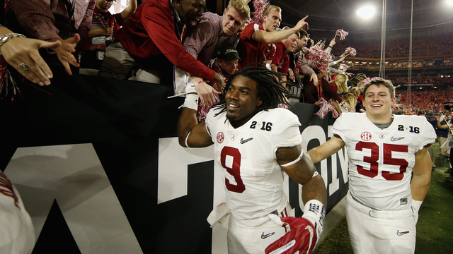 Alabama's Bo Scarbrough lighting up spring as Derrick Henry successor