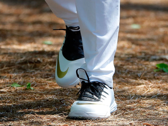 PHOTOS: Rory McIlroy rocks Kobe-inspired cleats at Masters