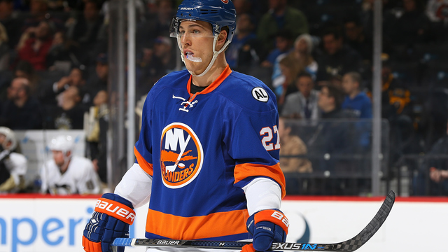Islanders' Lee suffers apparent leg injury after being hit by slap shot