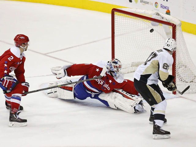 Through 98.5 percent of NHL schedule, no 1st-round matchup decided