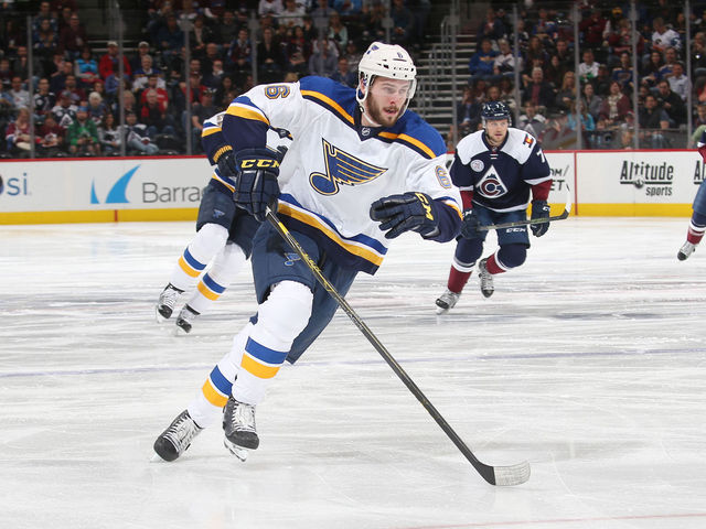 Blues sign Edmundson to 2-year extension