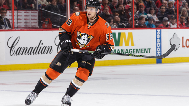 Ducks trade Theodore to Golden Knights