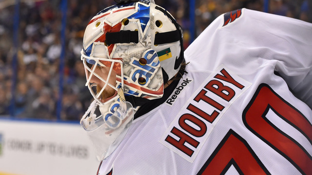 Holtby wins No. 48, ties Brodeur's record in 12 fewer games