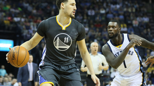 Warriors match NBA record 33rd road win in thriller