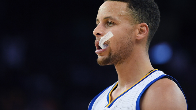 Curry cried when told he couldn't return to Game 4