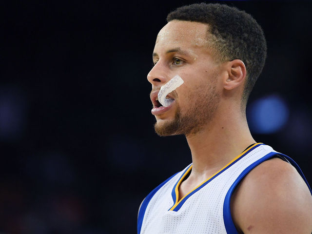 Warriors GM: Curry's 2-week timeline 'an educated guess'