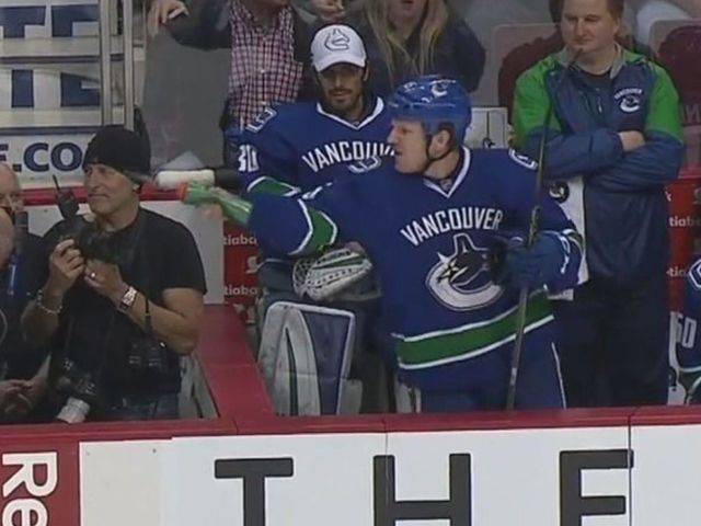 VIDEO: Canucks' Dorsett ejected for spraying water at Oilers' Maroon