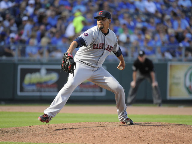 Cubs acquire P Giovanni Soto from Indians