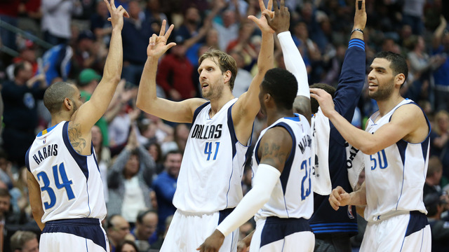 Mavericks clinch playoff berth for 3rd straight season
