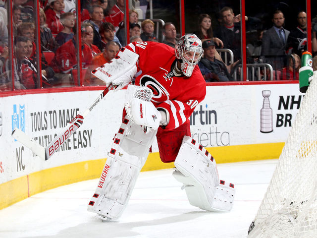 Pending free agent Cam Ward wants to remain with Hurricanes