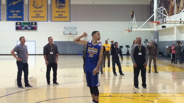 Angels reliever stuns Stephen Curry in PIG game