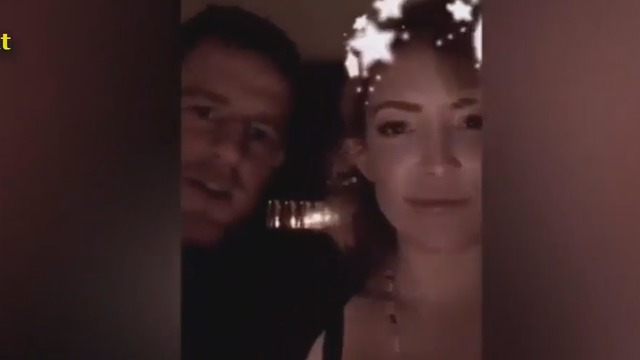 VIDEO: J.J. Watt, Kate Hudson share date via SnapChat