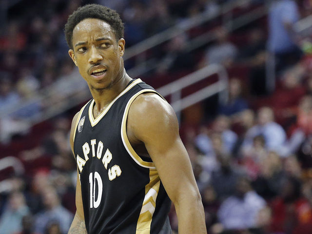 Report: Raptors, DeRozan agree to 5-year contract