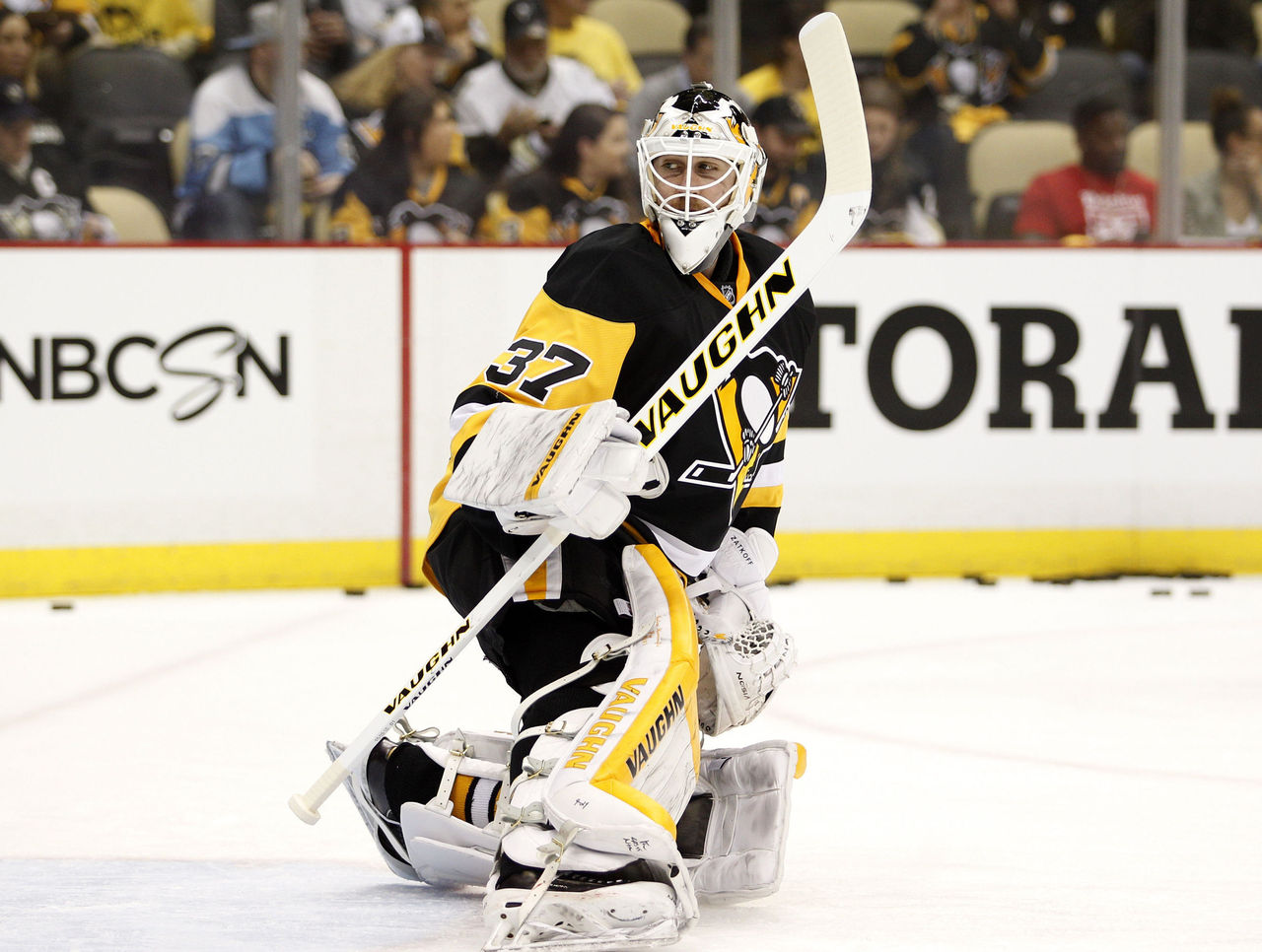 Jeff Zatkoff takes Stanley Cup down a water slide, because why not?