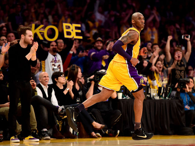 10 photos from Kobe's remarkable final game