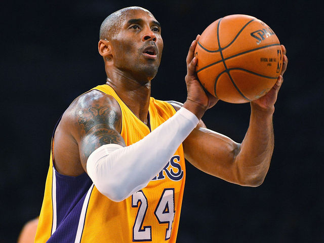 Kobe scores 1st and last career points at free-throw line