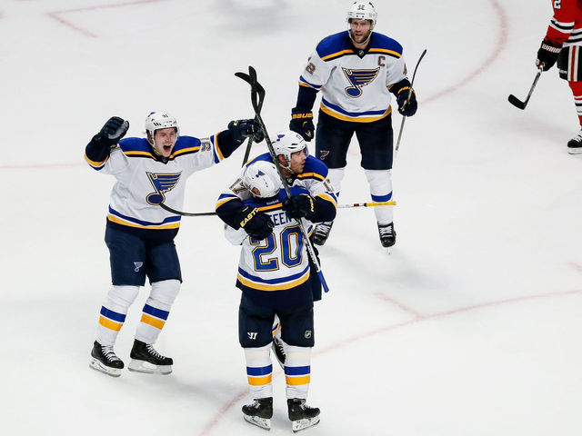Blues reclaim home-ice advantage with Game 3 rally