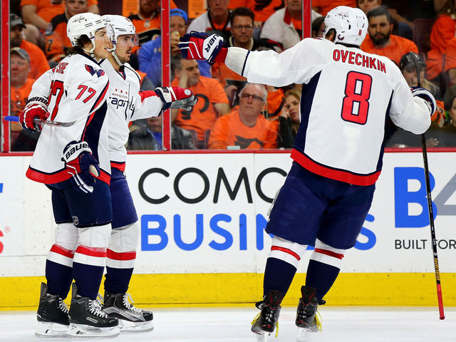 Capitals rout Flyers to take commanding series lead