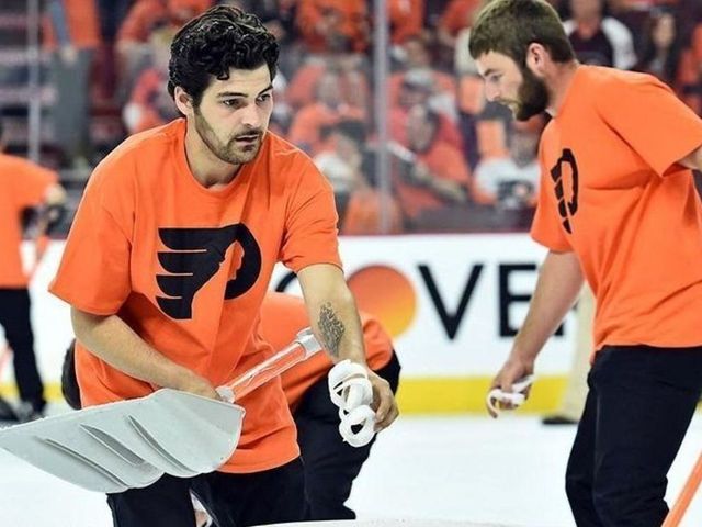 5 times NHL fans behaved badly