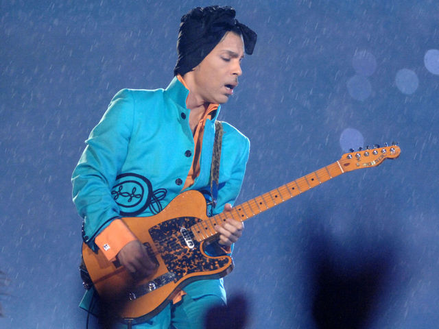 Vikings issue statement on Prince's death