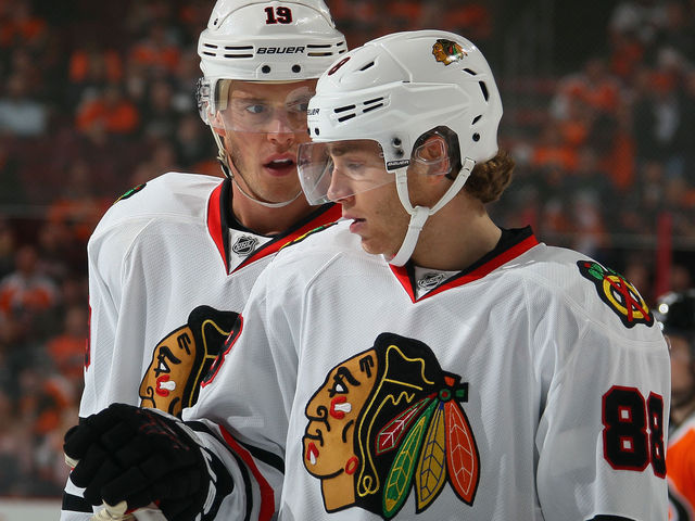 Toews, Kane paired at practice as Quenneville exercises 'nuclear option'