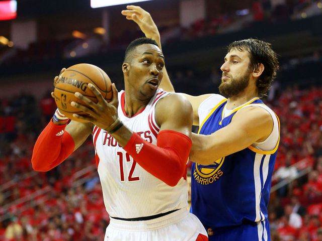 Howard whips ball at Bogut, receives technical