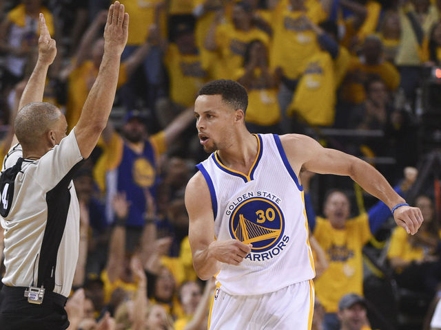 Curry becomes 1st reigning MVP to finish top 10 in MIP voting