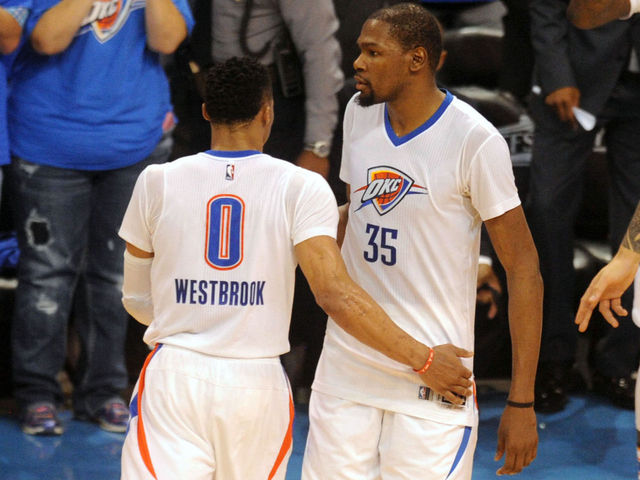 Durant on Mark Cuban: 'He's an idiot'