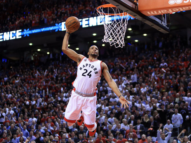 Watch: Norman Powell steals, goes coast to coast for massive dunk