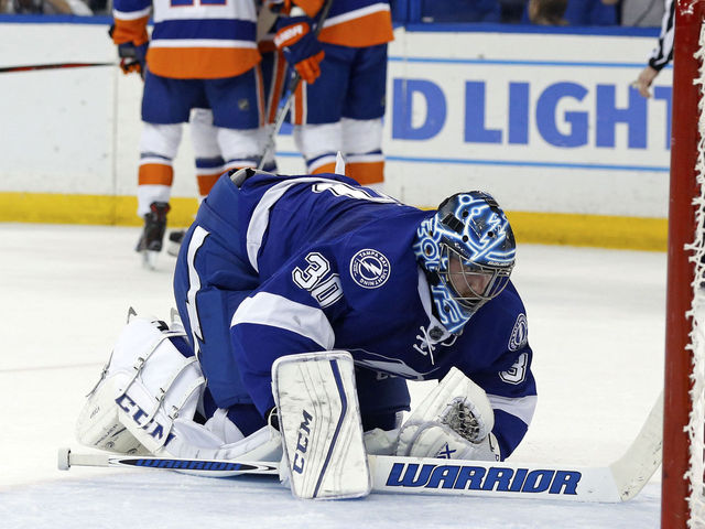 Vezina finalist Ben Bishop chased from Game 1 by Islanders