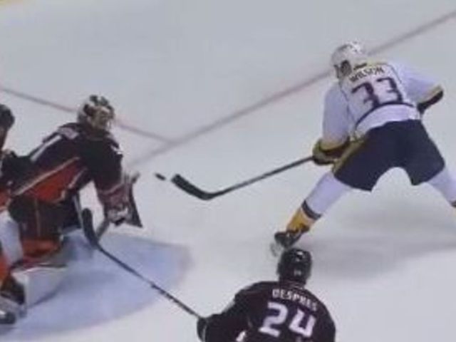 Predators' Wilson goes backhand shelf to open Game 7 scoring