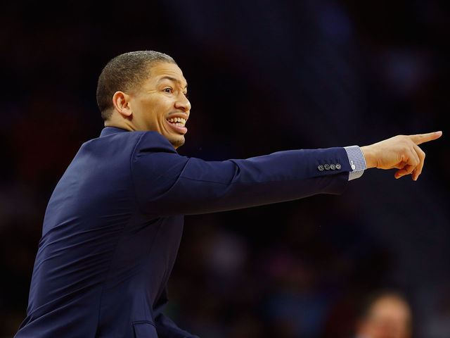 Report: Lue hasn't signed new contract since becoming Cavs head coach