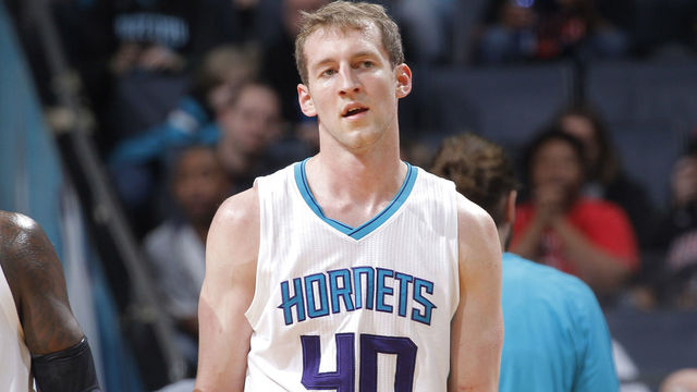 Watch: Zeller chases Winslow down, rejects layup attempt