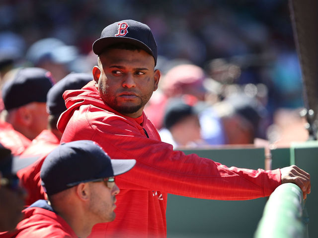 Sandoval rejoins Red Sox for rehab 22 pounds lighter