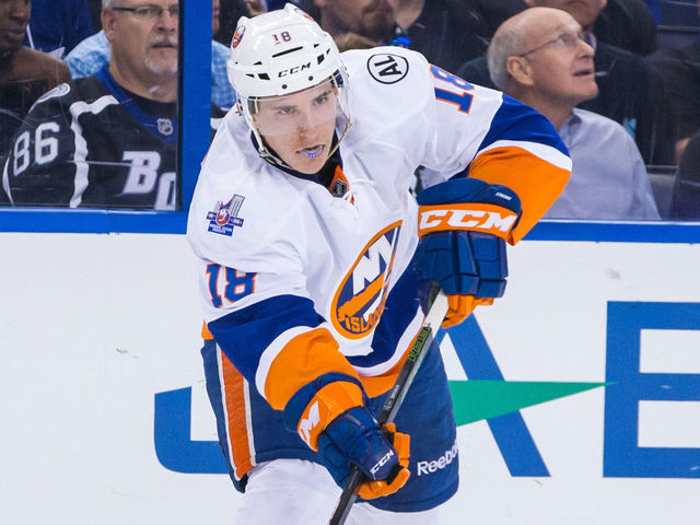 Islanders sign Strome to 2-year deal worth reported $5M