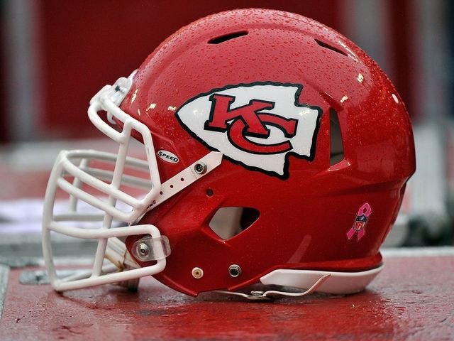 Chiefs to honor Vegas shooting victims before MNF