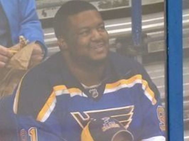 Viral sensation Tony X. attends 1st hockey game